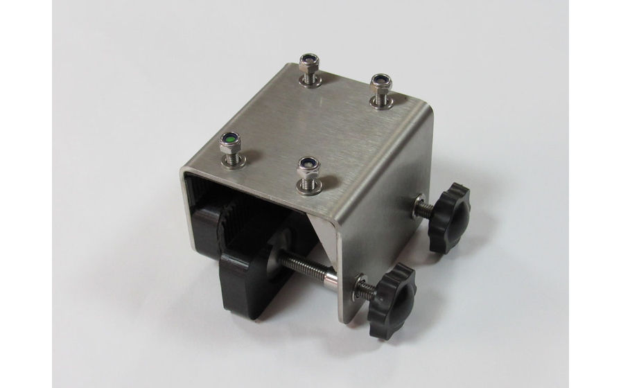 Tilt compensator mounted on specialized platform