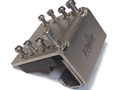 Marine 400 boat with tilt compensator